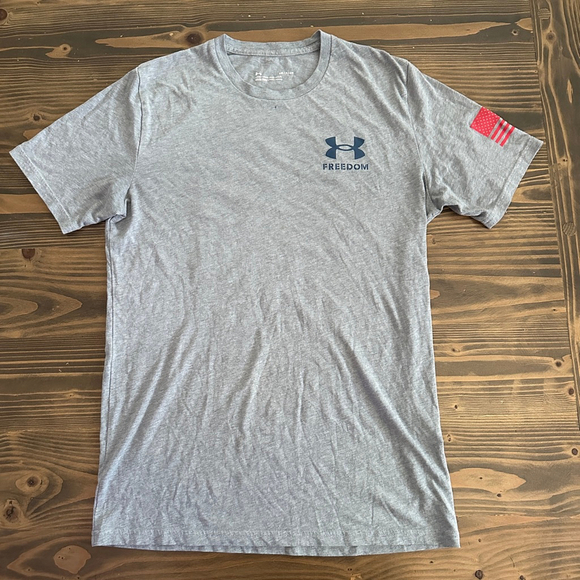 Under Armour Other - Under Armour Freedom Tee Men’s Small Gray Flag Graphic USA T-Shirt Patriotic